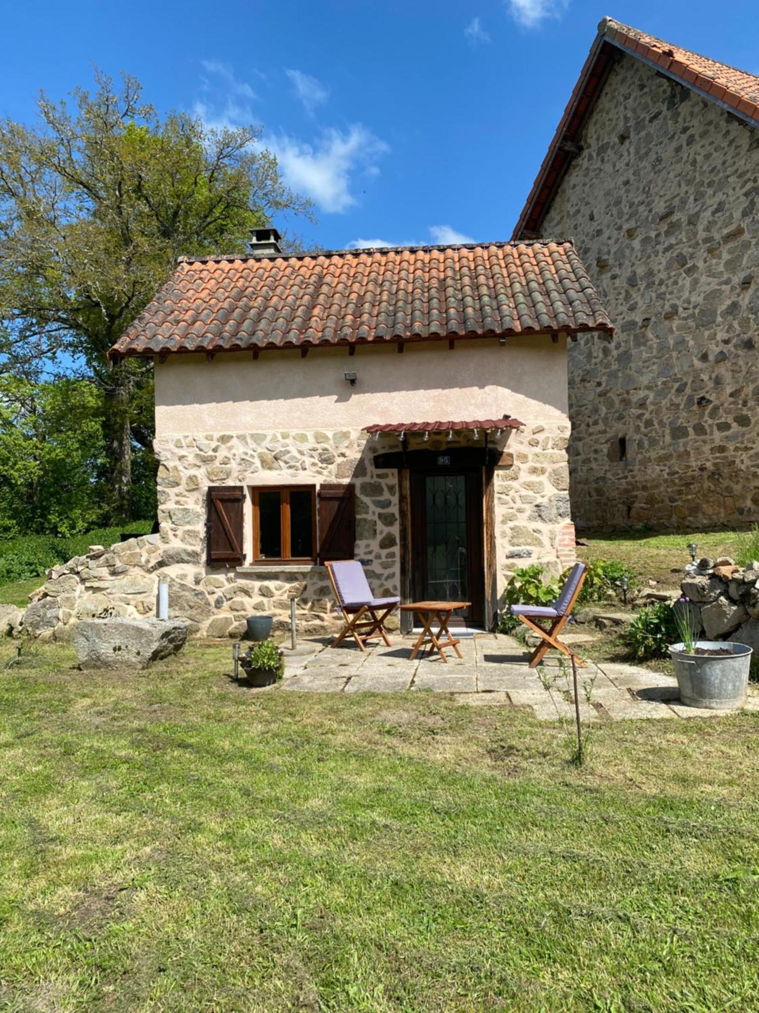 Maisonnette Chaleureuse De 35M2 Miremont  Zewnętrze zdjęcie